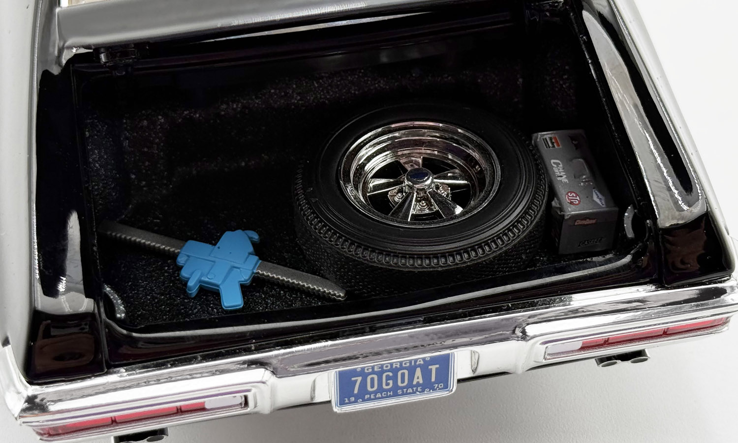 ACME Diecast: Car Collectibles