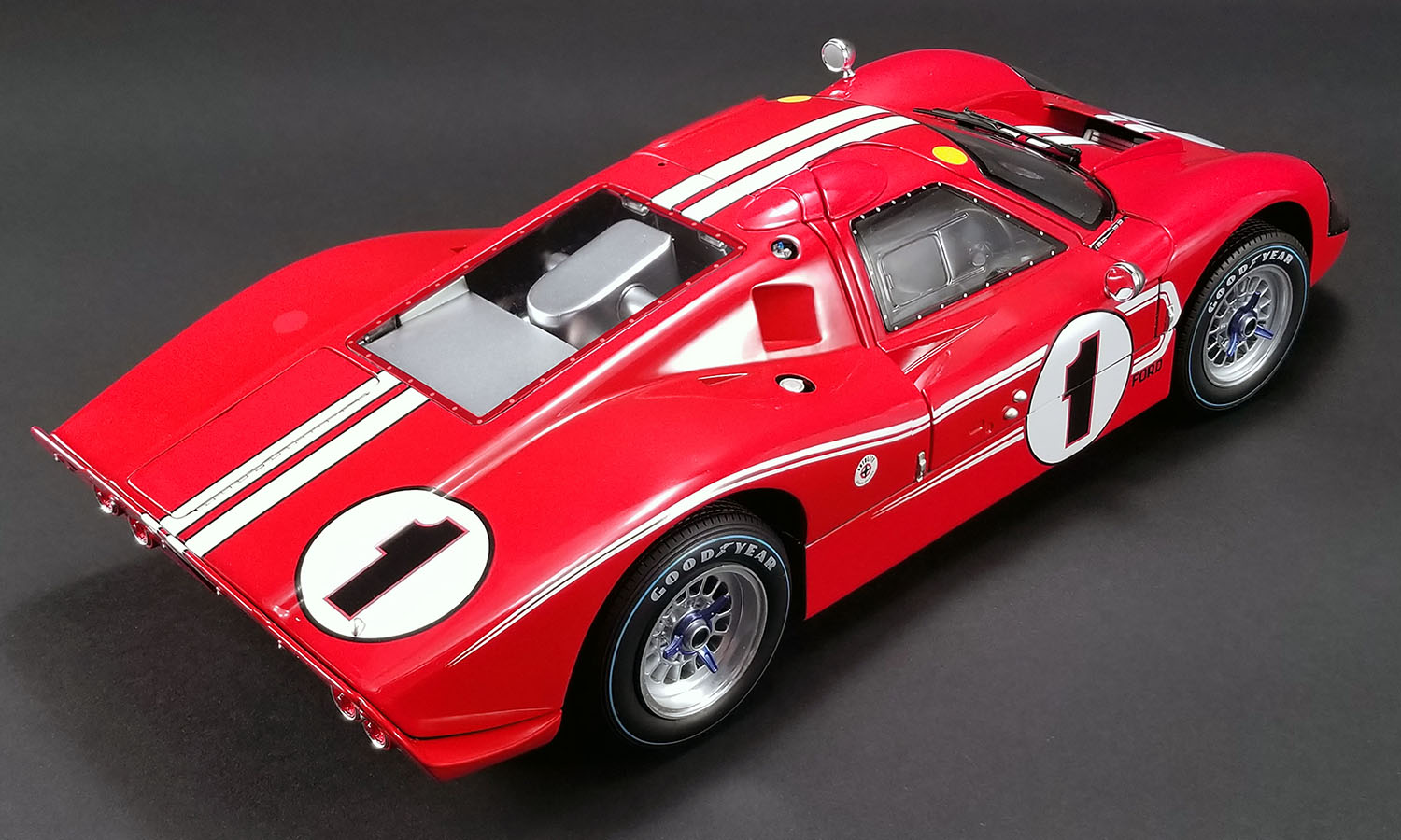 ACME Diecast: Car Collectibles