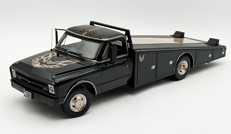 1967 Chevrolet C-30 Ramp Truck - Bandit 1